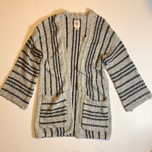 Billabong Cardigan Sweater with pockets